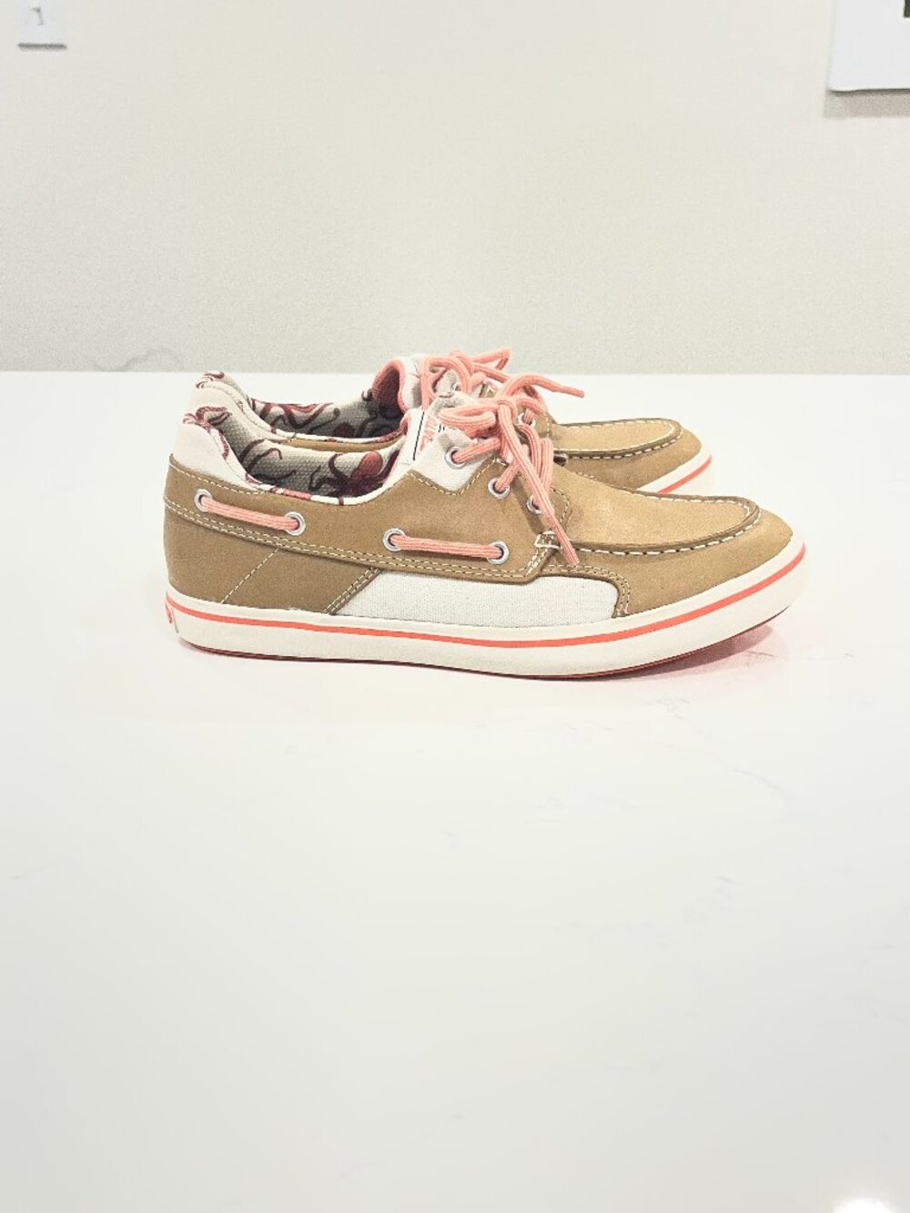 XTRATUF Women's Salmon Sisters Finatic II Deck Shoe Size 8